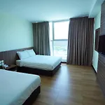Wf Hotel